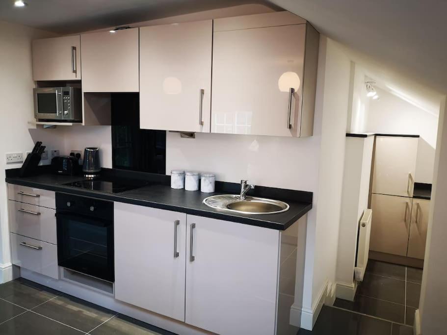 Welcoming Luxury In A Grade II Listed Building Apartman Chester Kültér fotó