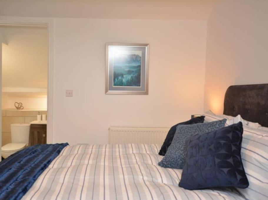 Welcoming Luxury In A Grade II Listed Building Apartman Chester Kültér fotó